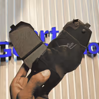 HYUNDAI OEM FRONT BRAKE PADS L1A02